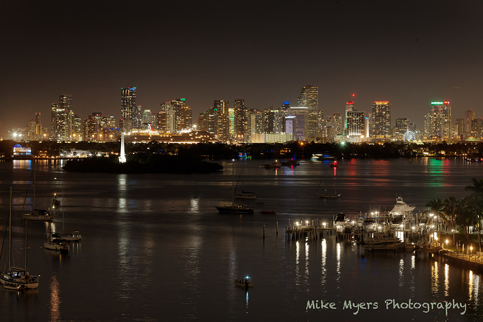 L1001690  2020-12-04  Miami Night Skyline_DxO